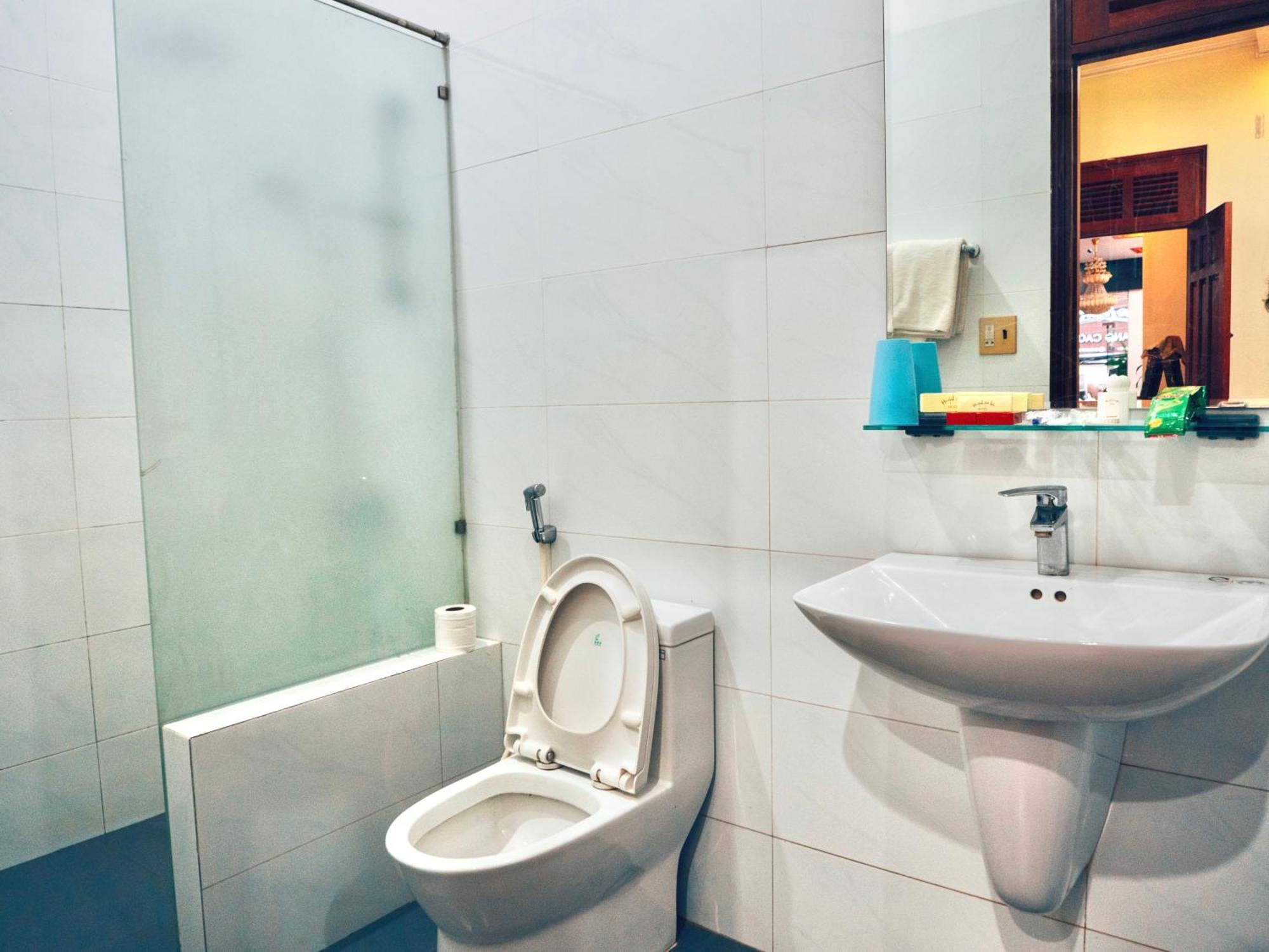 Huynh Gia Bao Hotel Bảo Lộc Exterior foto
